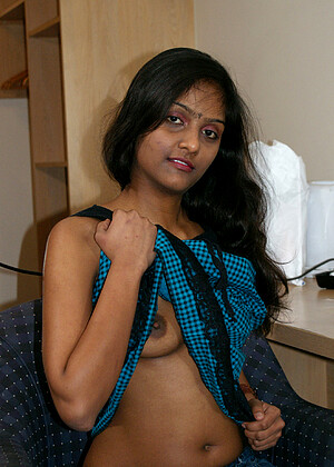 Mysexydivya Divya Outta Party Cuties