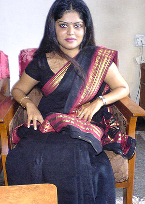 Mysexyneha Neha Mother Clothed Brunettexxxpicture