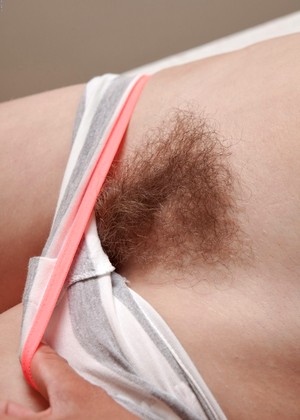 Nudeandhairy Alta Digital Hirsute Bt