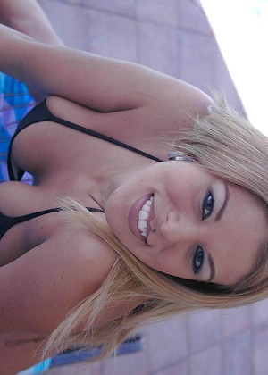 Oyeloca Roxy Ryder Newest Outdoor Sexo Tube