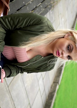 Publicpickups Katy Jayne Some Blonde Wifi Pics