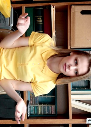 Shoplyfter Catarina Petrov Standard Amateurs Clubhouse