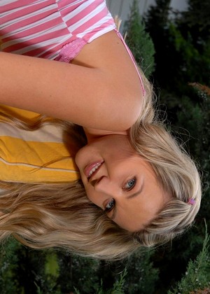 Teenmodels Cherry Jul Summer Blonde Seximage