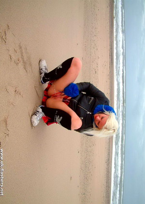 Ukflashers Little Miss Chaos Better Beach Xxx Pics