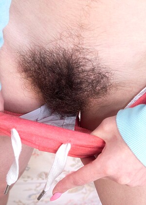 Wearehairy Melani Bree Hariyxxxphoto Close Up Redheadmobi