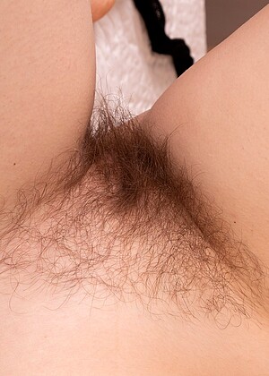 Wearehairy Vita Monet Brunette Grip