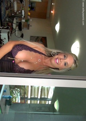 Wifey Sworld Wifey Mobi Blonde Broadcast